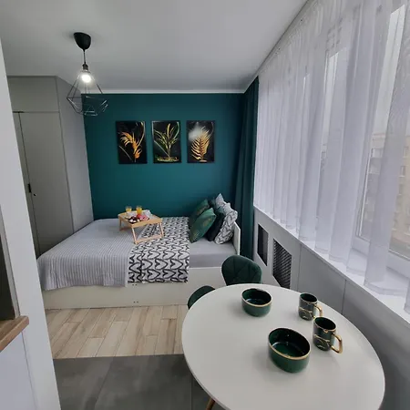 13 Kawalerka Szmaragdowa