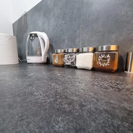 Appartement 13 Kawalerka Szmaragdowa Częstochowa