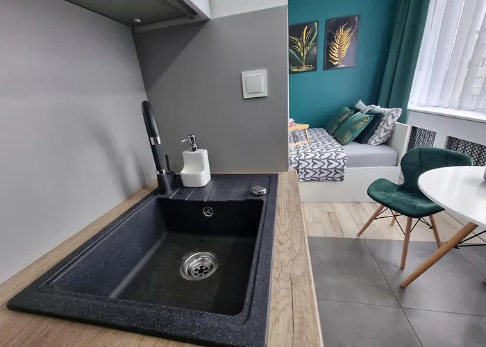 13 Kawalerka Szmaragdowa