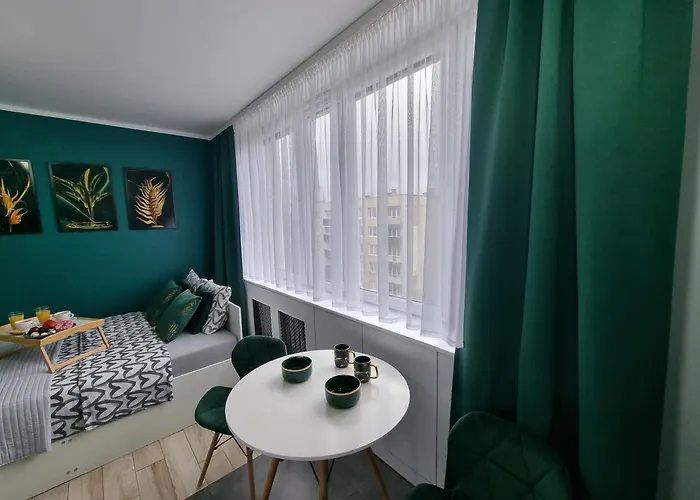 13 Kawalerka Szmaragdowa * צ'סטוצ'ובה