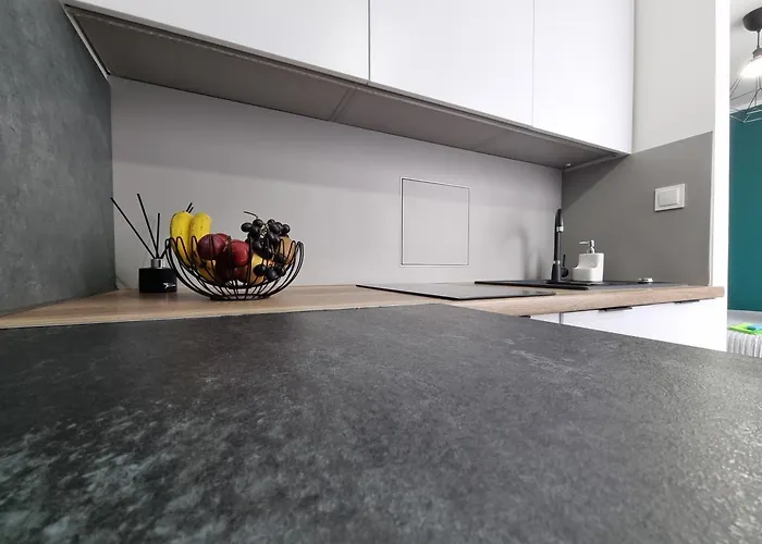 13 Kawalerka Szmaragdowa צ'סטוצ'ובה