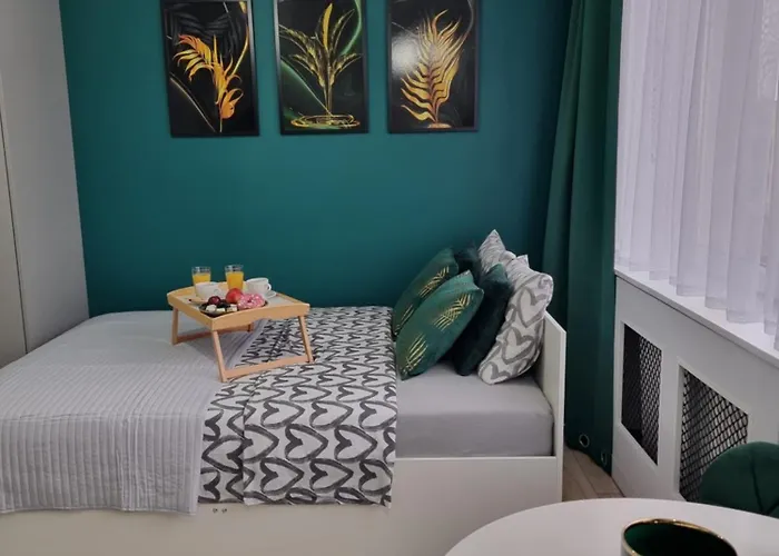 13 Kawalerka Szmaragdowa