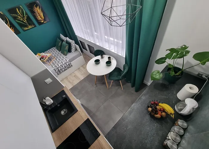 דירה 13 Kawalerka Szmaragdowa צ'סטוצ'ובה